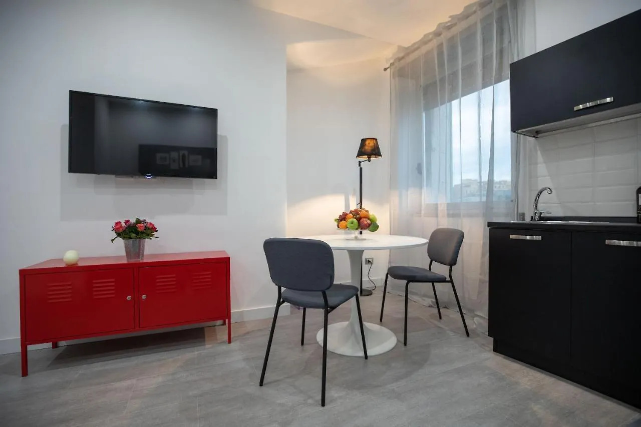 Napolidays Toledo Apartment By Dimorra